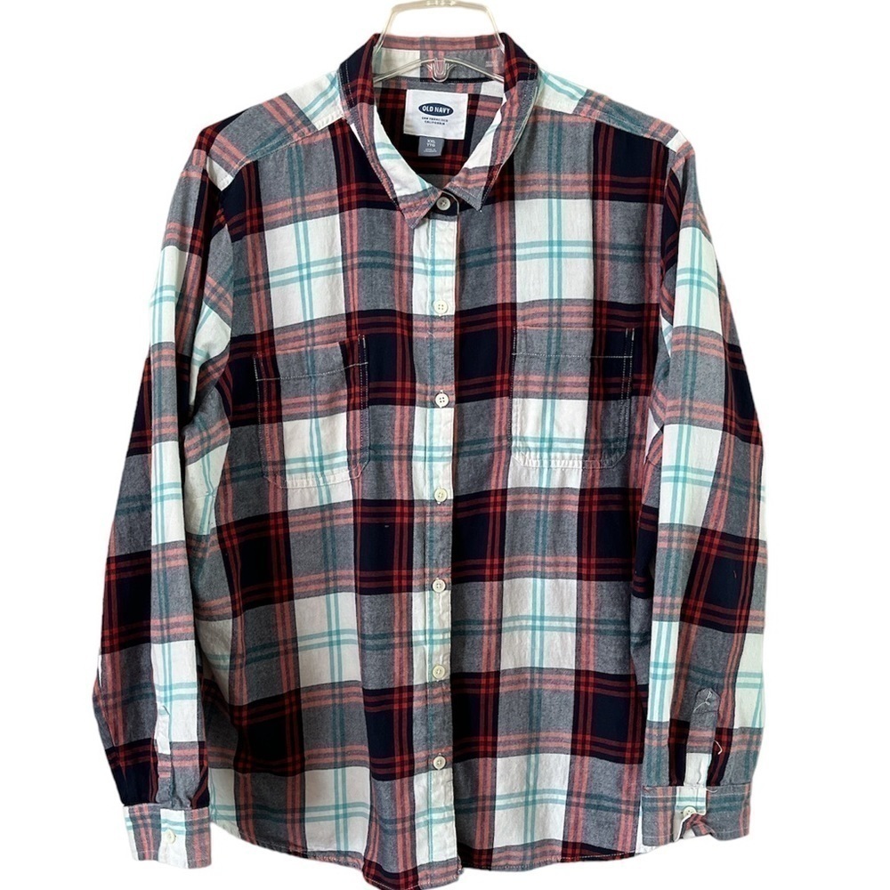 Old Navy size XXL flannel button down white red blue plaid long sleeves